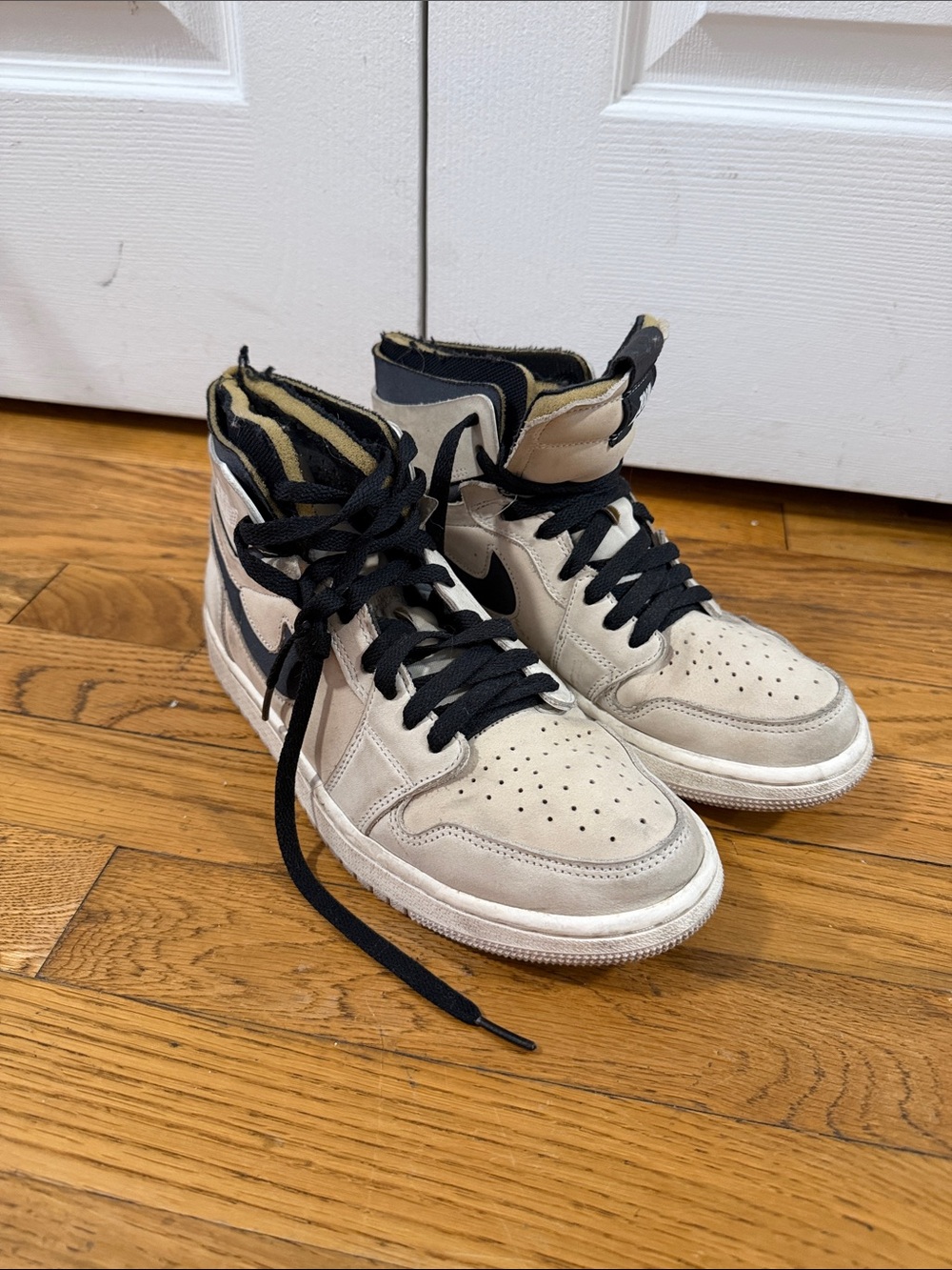 Nike High-Top Sneakers in Cream and Black